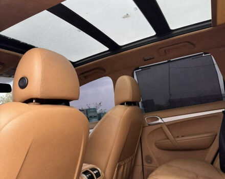 Коричневий Порше Cayenne, об'ємом двигуна 4.8 л та пробігом 190 тис. км за 9999 $, фото 11 на Automoto.ua