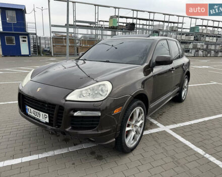 Коричневий Порше Cayenne, об'ємом двигуна 4.8 л та пробігом 190 тис. км за 9999 $, фото 2 на Automoto.ua
