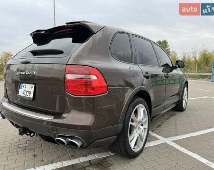 Коричневий Порше Cayenne, об'ємом двигуна 4.8 л та пробігом 190 тис. км за 9999 $, фото 4 на Automoto.ua