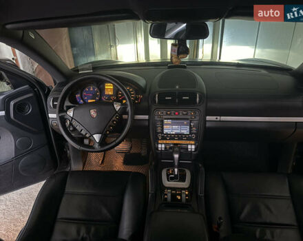 Коричневый Порше Каен, объемом двигателя 2.97 л и пробегом 217 тыс. км за 16400 $, фото 13 на Automoto.ua