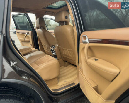 Коричневый Порше Каен, объемом двигателя 4.8 л и пробегом 205 тыс. км за 14144 $, фото 55 на Automoto.ua