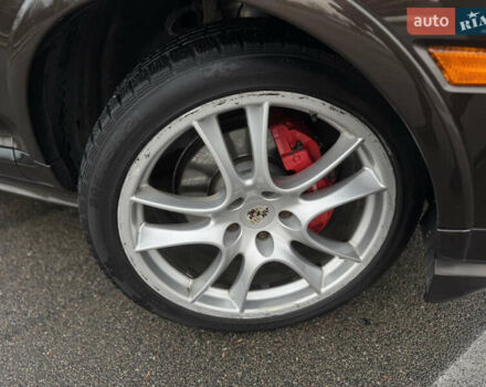 Коричневый Порше Каен, объемом двигателя 4.8 л и пробегом 205 тыс. км за 14144 $, фото 11 на Automoto.ua