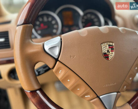 Коричневый Порше Каен, объемом двигателя 4.8 л и пробегом 205 тыс. км за 14144 $, фото 34 на Automoto.ua