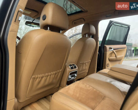 Коричневый Порше Каен, объемом двигателя 4.8 л и пробегом 205 тыс. км за 14144 $, фото 51 на Automoto.ua