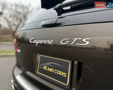 Коричневый Порше Каен, объемом двигателя 4.8 л и пробегом 205 тыс. км за 14144 $, фото 19 на Automoto.ua