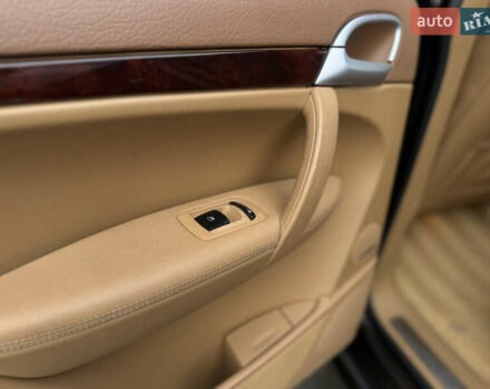 Коричневый Порше Каен, объемом двигателя 4.8 л и пробегом 205 тыс. км за 14144 $, фото 49 на Automoto.ua