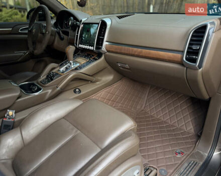 Коричневий Порше Cayenne, об'ємом двигуна 3.6 л та пробігом 115 тис. км за 31000 $, фото 22 на Automoto.ua