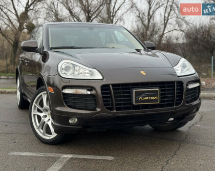Коричневый Порше Каен, объемом двигателя 4.8 л и пробегом 205 тыс. км за 14144 $, фото 3 на Automoto.ua