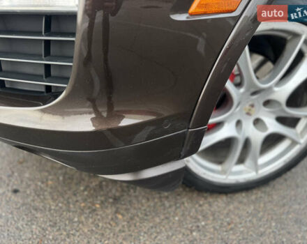 Коричневый Порше Каен, объемом двигателя 4.8 л и пробегом 205 тыс. км за 14144 $, фото 9 на Automoto.ua