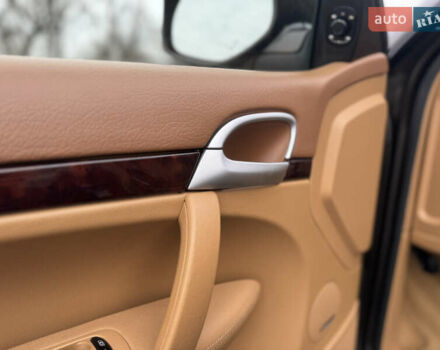 Коричневый Порше Каен, объемом двигателя 4.8 л и пробегом 205 тыс. км за 14144 $, фото 27 на Automoto.ua