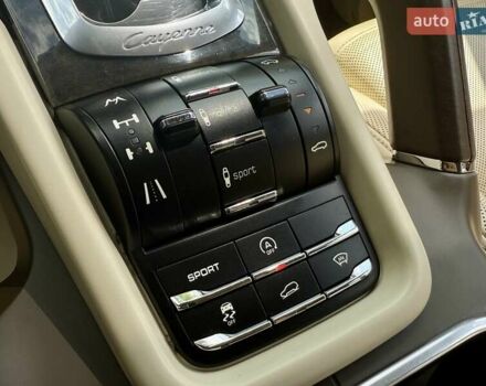 Коричневый Порше Каен, объемом двигателя 4.8 л и пробегом 206 тыс. км за 19000 $, фото 23 на Automoto.ua