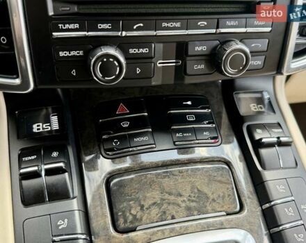 Коричневый Порше Каен, объемом двигателя 4.8 л и пробегом 206 тыс. км за 19000 $, фото 20 на Automoto.ua