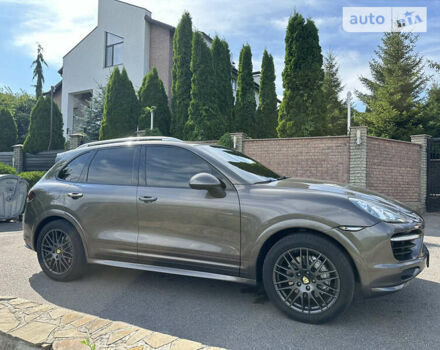 Коричневый Порше Каен, объемом двигателя 4.8 л и пробегом 169 тыс. км за 17900 $, фото 6 на Automoto.ua