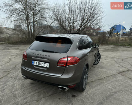 Коричневый Порше Каен, объемом двигателя 3 л и пробегом 313 тыс. км за 15999 $, фото 3 на Automoto.ua