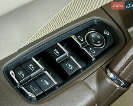 Коричневый Порше Каен, объемом двигателя 4.8 л и пробегом 206 тыс. км за 19000 $, фото 25 на Automoto.ua