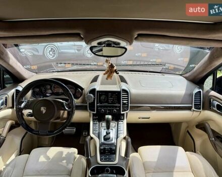 Коричневый Порше Каен, объемом двигателя 4.8 л и пробегом 206 тыс. км за 19000 $, фото 14 на Automoto.ua