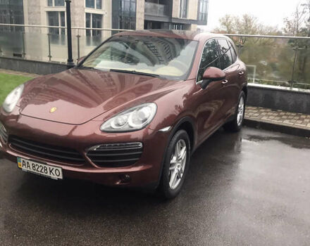Коричневий Порше Cayenne, об'ємом двигуна 4.81 л та пробігом 142 тис. км за 18000 $, фото 7 на Automoto.ua