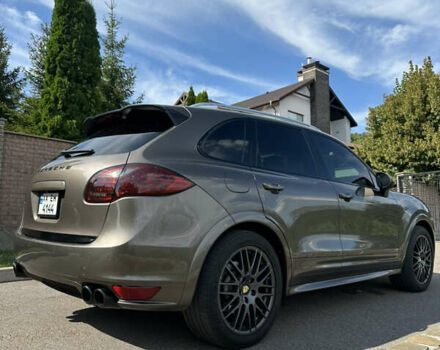 Коричневый Порше Каен, объемом двигателя 4.8 л и пробегом 169 тыс. км за 17900 $, фото 5 на Automoto.ua