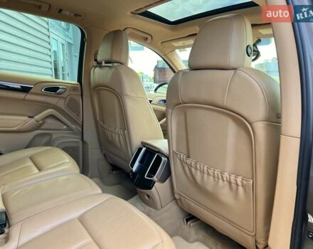 Коричневий Порше Cayenne, об'ємом двигуна 3 л та пробігом 126 тис. км за 17000 $, фото 25 на Automoto.ua