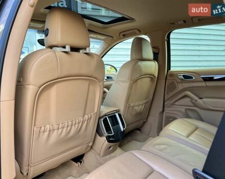 Коричневий Порше Cayenne, об'ємом двигуна 3 л та пробігом 126 тис. км за 17000 $, фото 22 на Automoto.ua