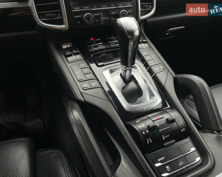 Коричневый Порше Каен, объемом двигателя 3 л и пробегом 191 тыс. км за 22500 $, фото 18 на Automoto.ua