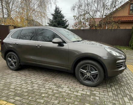 Коричневый Порше Каен, объемом двигателя 3.6 л и пробегом 217 тыс. км за 17900 $, фото 6 на Automoto.ua