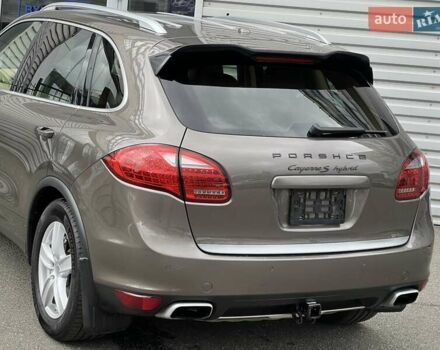 Коричневий Порше Cayenne, об'ємом двигуна 3 л та пробігом 126 тис. км за 17000 $, фото 10 на Automoto.ua