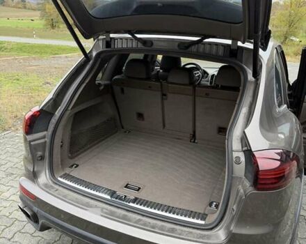 Коричневий Порше Cayenne, об'ємом двигуна 4.8 л та пробігом 134 тис. км за 19990 $, фото 1 на Automoto.ua