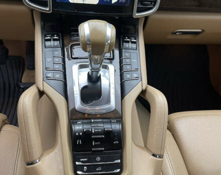 Коричневый Порше Каен, объемом двигателя 3.6 л и пробегом 217 тыс. км за 17900 $, фото 18 на Automoto.ua