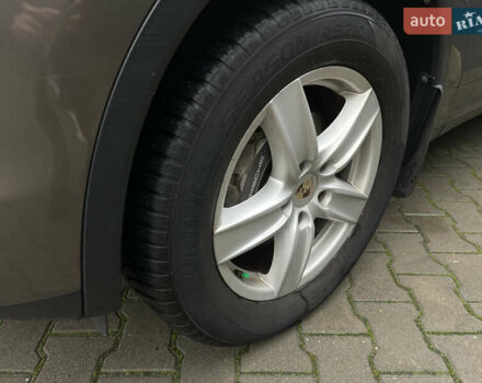 Коричневый Порше Каен, объемом двигателя 3 л и пробегом 191 тыс. км за 22500 $, фото 23 на Automoto.ua