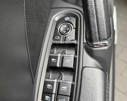 Коричневый Порше Каен, объемом двигателя 4.81 л и пробегом 200 тыс. км за 16999 $, фото 21 на Automoto.ua