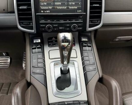 Коричневий Порше Cayenne, об'ємом двигуна 4.8 л та пробігом 134 тис. км за 19990 $, фото 4 на Automoto.ua