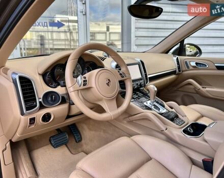 Коричневий Порше Cayenne, об'ємом двигуна 3 л та пробігом 126 тис. км за 17000 $, фото 18 на Automoto.ua