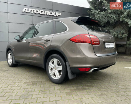 Коричневый Порше Каен, объемом двигателя 3 л и пробегом 191 тыс. км за 22500 $, фото 25 на Automoto.ua