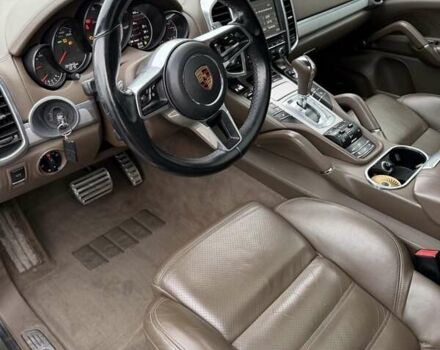Коричневий Порше Cayenne, об'ємом двигуна 4.8 л та пробігом 134 тис. км за 19990 $, фото 7 на Automoto.ua