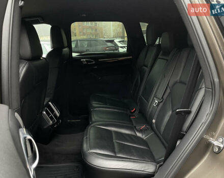 Коричневый Порше Каен, объемом двигателя 3 л и пробегом 191 тыс. км за 22500 $, фото 20 на Automoto.ua