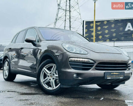 Коричневый Порше Каен, объемом двигателя 4.81 л и пробегом 136 тыс. км за 20800 $, фото 2 на Automoto.ua