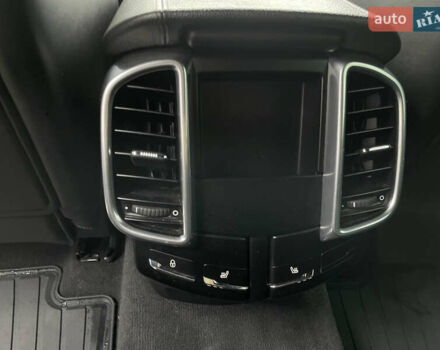 Коричневый Порше Каен, объемом двигателя 3 л и пробегом 191 тыс. км за 22500 $, фото 21 на Automoto.ua