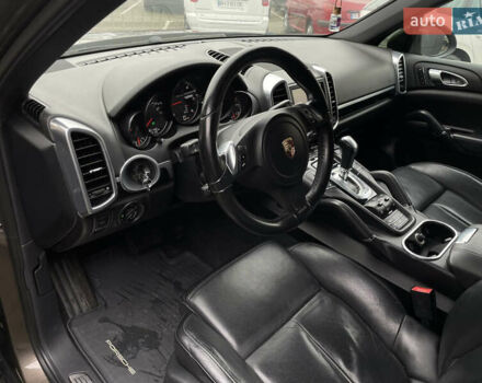 Коричневый Порше Каен, объемом двигателя 3 л и пробегом 191 тыс. км за 22500 $, фото 10 на Automoto.ua