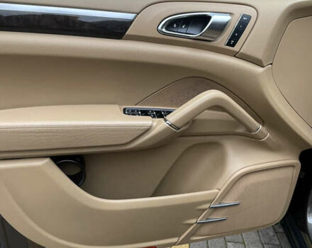 Коричневый Порше Каен, объемом двигателя 3.6 л и пробегом 217 тыс. км за 17900 $, фото 14 на Automoto.ua