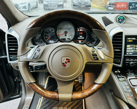 Коричневый Порше Каен, объемом двигателя 4.81 л и пробегом 136 тыс. км за 20800 $, фото 30 на Automoto.ua