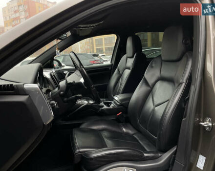 Коричневый Порше Каен, объемом двигателя 3 л и пробегом 191 тыс. км за 22500 $, фото 11 на Automoto.ua