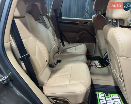 Коричневий Порше Cayenne, об'ємом двигуна 3.6 л та пробігом 95 тис. км за 23999 $, фото 24 на Automoto.ua