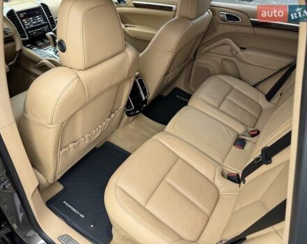 Порше Каен 2013 в Киеве на Automoto.ua Коричневый Порше Каен, объемом двигателя 3 л и пробегом 178 тыс. км за 23800 $, фото 24 на Automoto.ua
