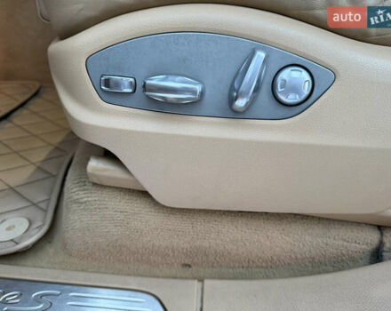 Коричневий Порше Cayenne, об'ємом двигуна 4.81 л та пробігом 170 тис. км за 21000 $, фото 20 на Automoto.ua