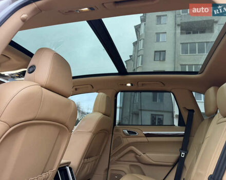 Коричневый Порше Каен, объемом двигателя 3 л и пробегом 178 тыс. км за 21000 $, фото 41 на Automoto.ua