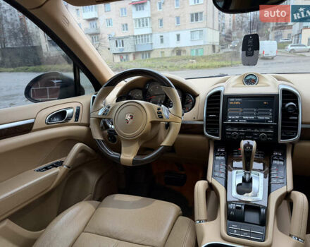 Коричневый Порше Каен, объемом двигателя 3 л и пробегом 178 тыс. км за 21000 $, фото 58 на Automoto.ua
