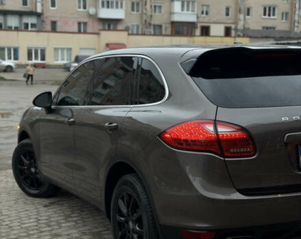 Коричневый Порше Каен, объемом двигателя 3 л и пробегом 178 тыс. км за 21000 $, фото 23 на Automoto.ua