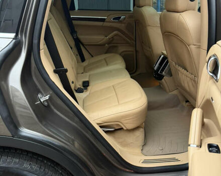 Коричневый Порше Каен, объемом двигателя 3 л и пробегом 178 тыс. км за 21000 $, фото 52 на Automoto.ua