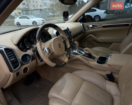 Коричневый Порше Каен, объемом двигателя 3 л и пробегом 178 тыс. км за 21000 $, фото 30 на Automoto.ua